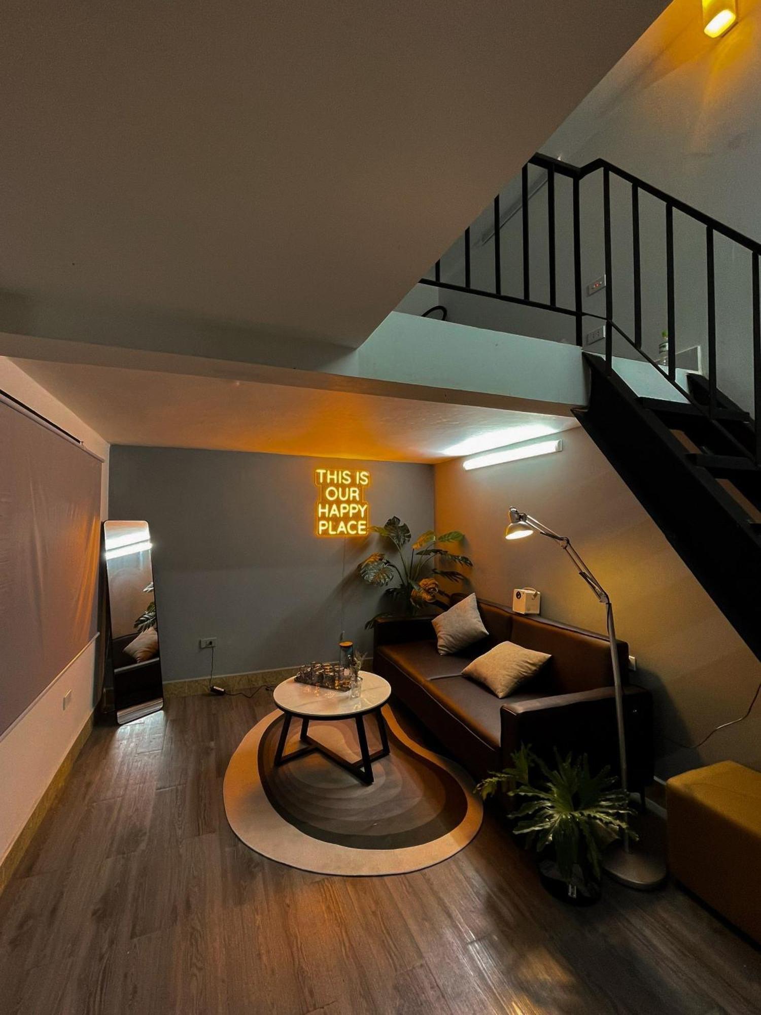 Zeus Living - Old Quater Homestay Hanoi Bagian luar foto