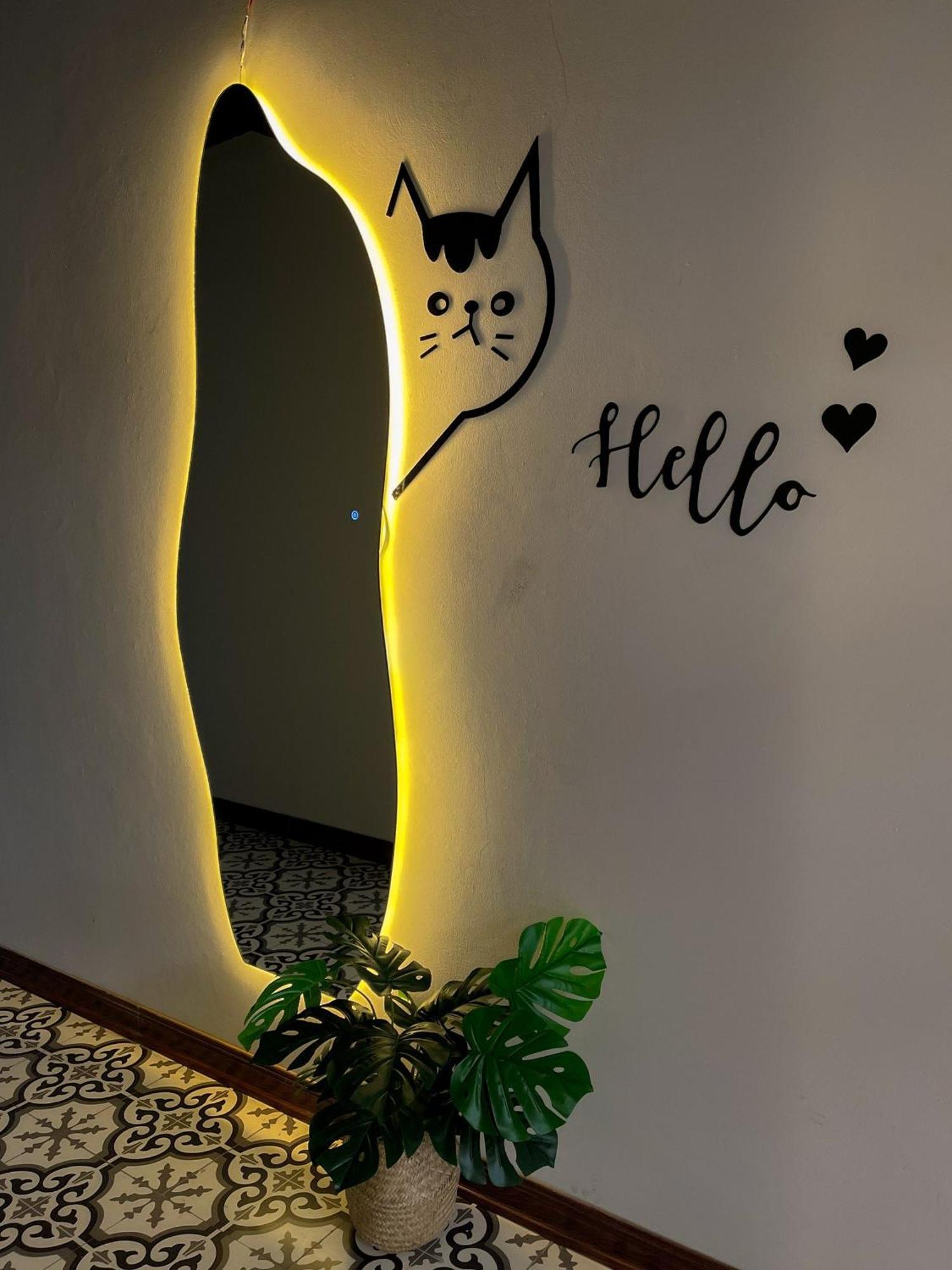 Zeus Living - Old Quater Homestay Hanoi Bagian luar foto