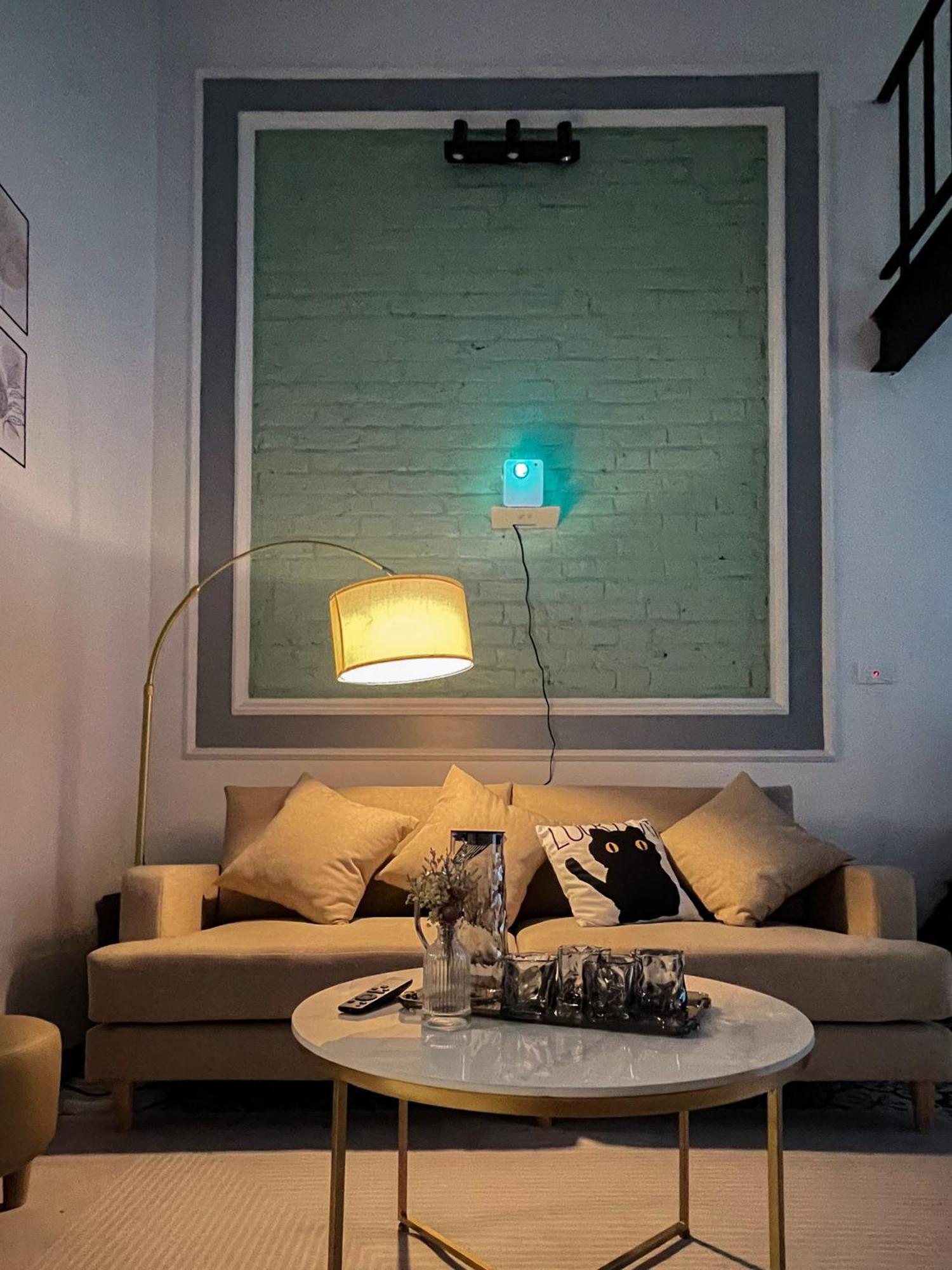Zeus Living - Old Quater Homestay Hanoi Bagian luar foto