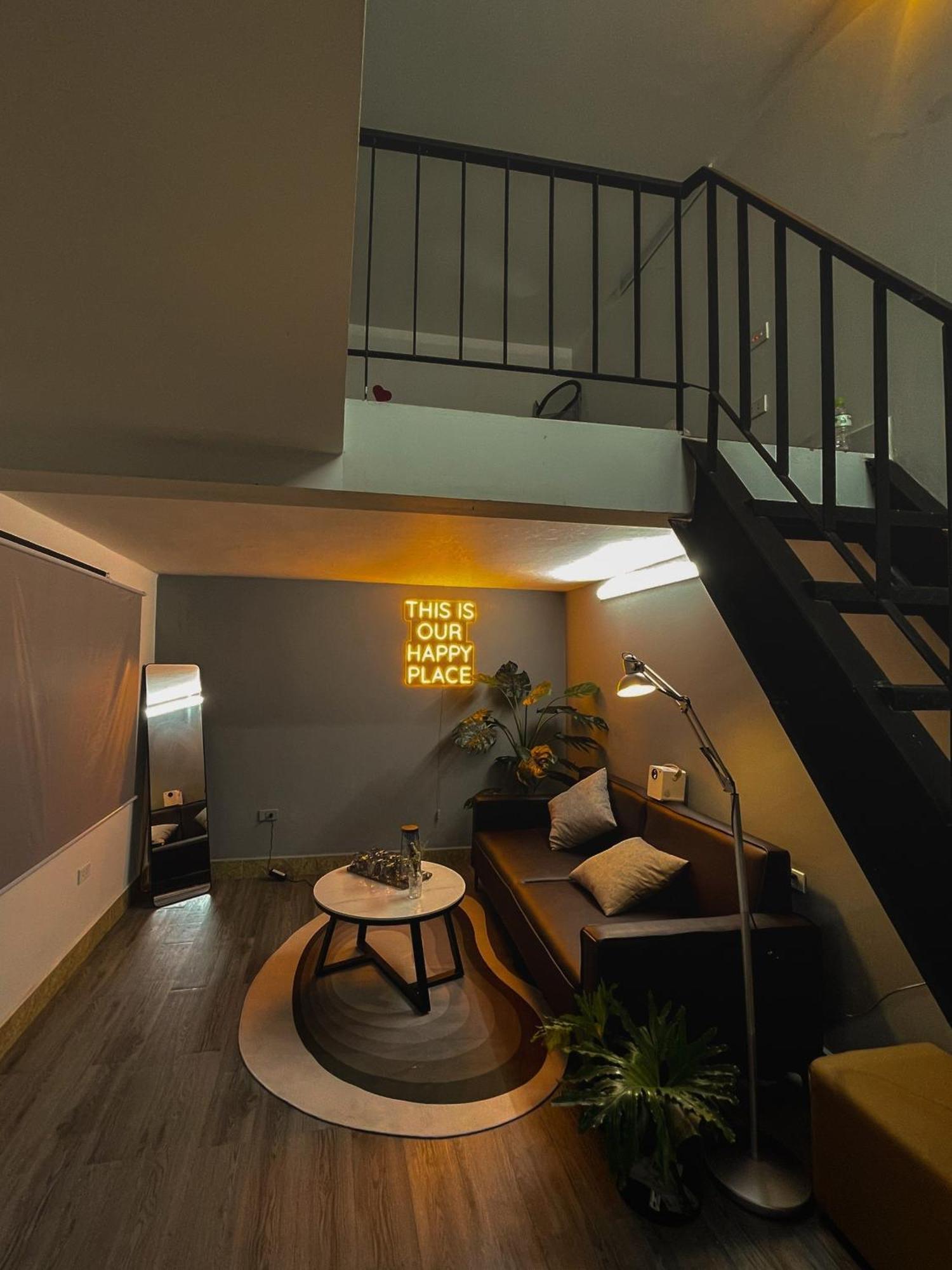Zeus Living - Old Quater Homestay Hanoi Bagian luar foto