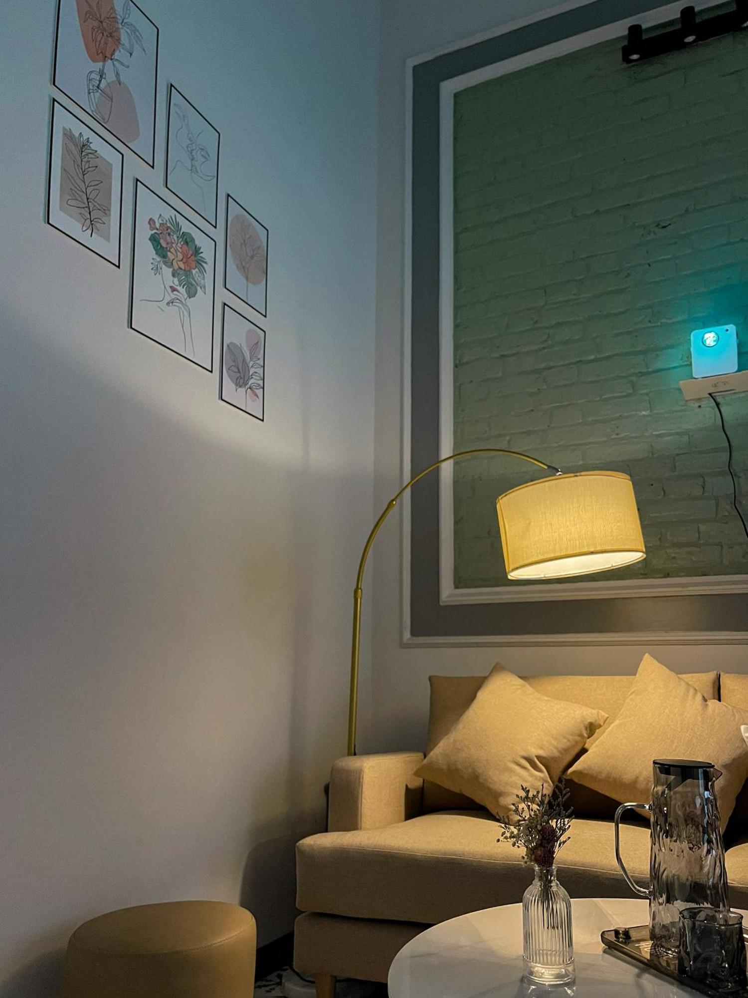 Zeus Living - Old Quater Homestay Hanoi Bagian luar foto